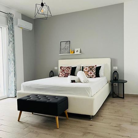Volturno3 Suites & More Mazara del Vallo Buitenkant foto